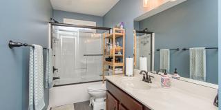 Spacious Home with Hot Tub, Fenced Yard and Solar Power Gallery 43