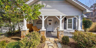 526 Pearl Street Gallery 1