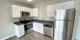 Spinnaker Square Apartments Gallery 3