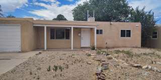 COMING SOON- Newly remodeled - 3 Bed - 1 Bath Aprox 1300 sq ft - San Pedro/Indian School Gallery 1