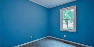 Room in 3 Bedroom Home at Sanderson Dr Gallery 6