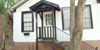 Adorable Downtown Apartment Adorable Downtown Apartment Gallery 1