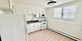 900 Lexington Gallery 1