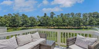 Stunning 3BR/3.5BA Townhome | 2,300+ Sq Ft | Virginia Beach with Lake Views! Stunning 3BR/3.5BA Townhome | 2,300+ Sq Ft | Virginia Beach with Lake Views! Gallery 8
