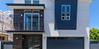 Luxurious Modern Townhouse w/3000+sq.ft. - Fabulous Amenities+Yard+3 Balconies with RB Schools Gallery 1