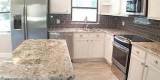 1012 N 6TH Avenue Gallery 1