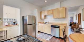 909 5th Ave. Gallery 12