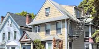 36 Hooker Avenue Gallery 1