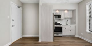 Reside at Belmont Harbor Gallery 5