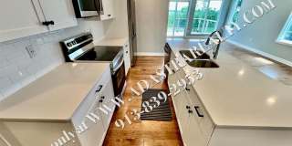 Beautiful Like New 4 Bed 4 Bath Home in Overland Park-Available in MAY!! Gallery 10