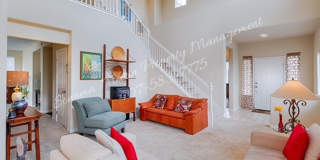 4 Bedroom Home Corner Lot ~ 1 bedroom on 1st evel ~ 3 Full Bathrooms Gallery 4
