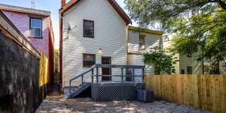 2231 Flora Street Gallery 25