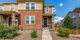 Beautiful Castle Pines Townhome Gallery 1