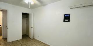 8200 Copper Avenue NE Gallery 27