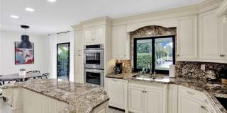 631 Oleander Drive Gallery 15