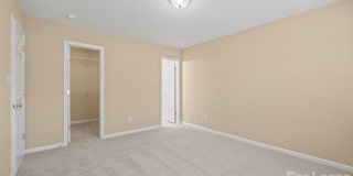 5732 Fairchase Avenue Gallery 17