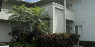 578 NE 20th Street Gallery 1