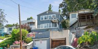 3 Bedroom Single Family Home in Oakland Gallery 1