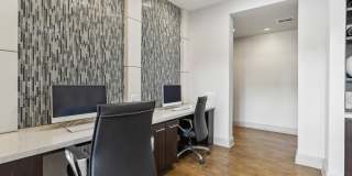 Vintage at 18th Street Gallery 13