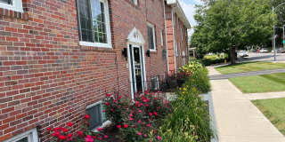 Eleanor Gallery 56