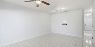 Spacious 2 Bedroom 2.5 Bath Townhome in Midtown Spacious 2 Bedroom 2.5 Bath Townhome in Midtown Gallery 8