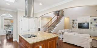728 Gittings Avenue Gallery 3