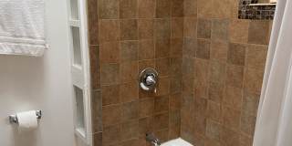 20 Dufferin St Gallery 56