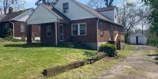 1606 E Sharpe Ave. Gallery 3