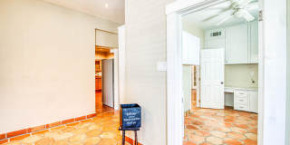 1701 ELM Street Gallery 19