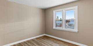 19595 Waldron Street Gallery 15