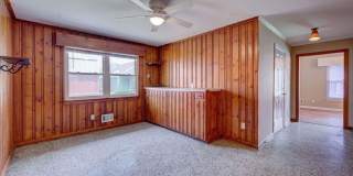 706 S 14th Street Gallery 12