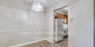211 Versailles Boulevard Gallery 5