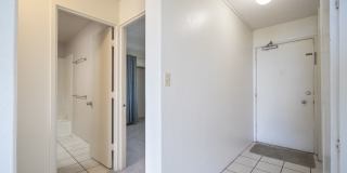 $3,000 / 2 Bed / 2 Bath / 2 Parking – Colonnade on The Green Gallery 10