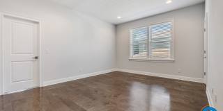 3104 W Bay Villa Ave Gallery 29