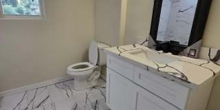 3425 Kenwood Gallery 33