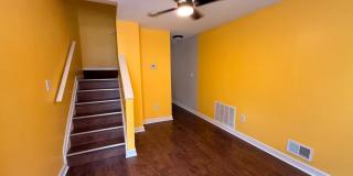 1737 North Dallas Street - 1 Gallery 15