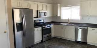 CHARMING SPLIT LEVEL HOME. FEATURING OPEN FAMILY ROOM Gallery 11