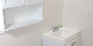 Nice 2 bedroom 1 Bath Home - Quiet area - Video Tour on Youtube @ 855manager Gallery 15