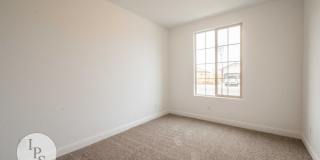 2022 South/East Fresno Home, 4BR/2BA - Lots of Amenities! Gallery 20