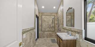 845 NE Mulberry Drive Gallery 22