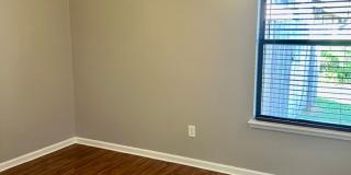 3 Bedroom - 2 Bathroom - 2 Car Garage Gallery 8