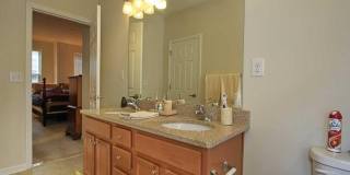 22 Clover Lane Gallery 10