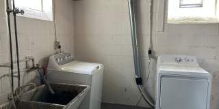 Spacious 3-Bedroom, 2-Bath House in South Euclid Gallery 54