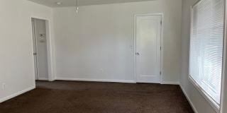 Cozy Duplex with Upgrades Gallery 2
