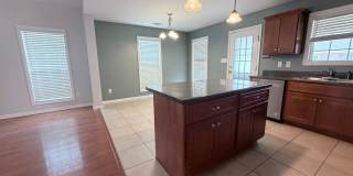 You've Found It! Split floor plan, fenced yard, extra storage Gallery 12