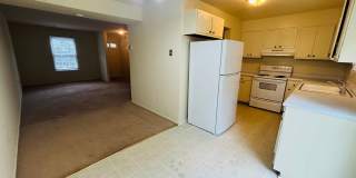 2 Bedroom, 1.5 Bath Townhouse Gallery 11