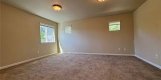 Edgewater Community Gallery 5