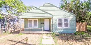 Updated 3 bed 1 bath close to 19th Street Gallery 1