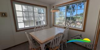 Charming New Monterey Home with Bay Views with all utilities included Gallery 9