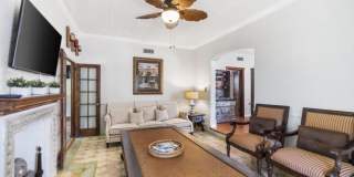 400 33rd Street Gallery 16